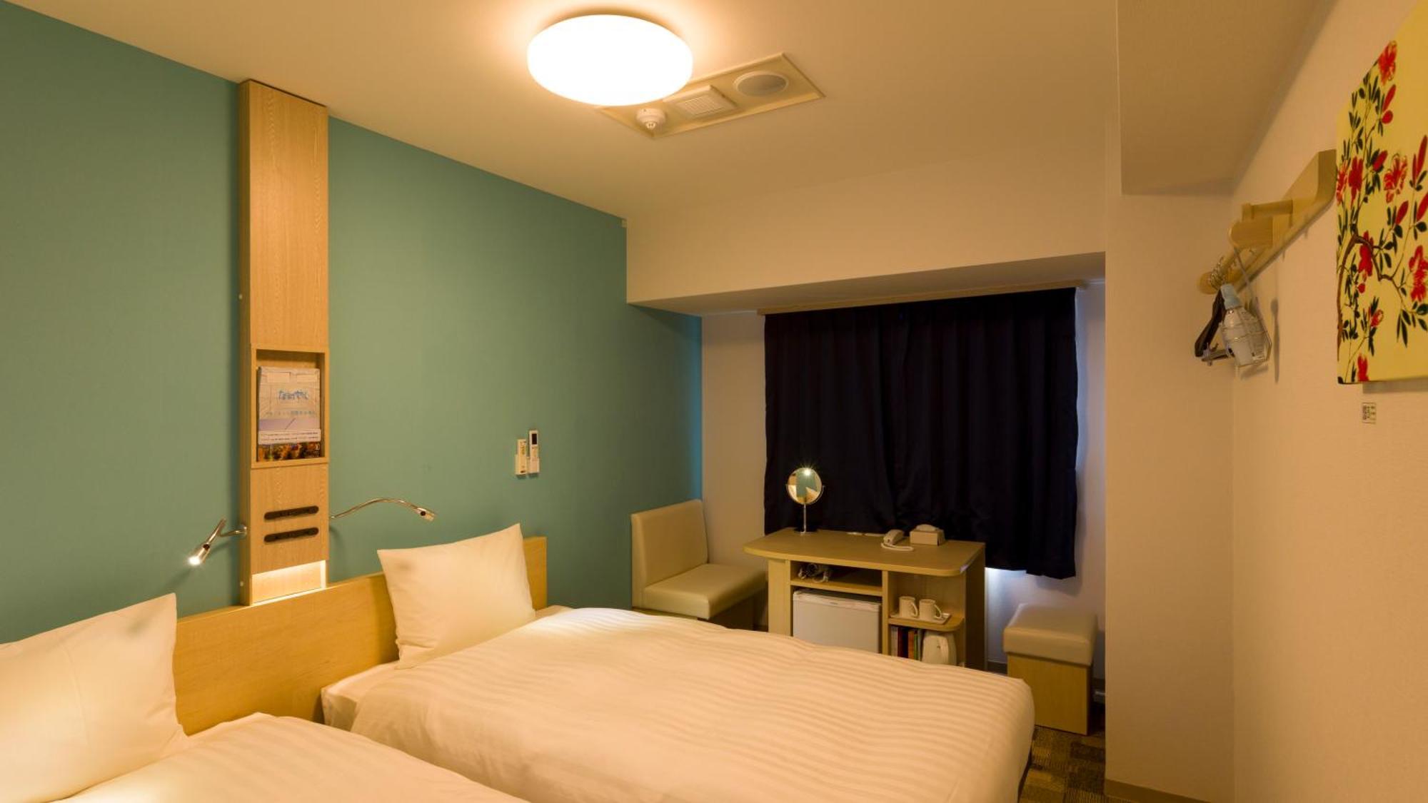 Toyoko Inn Tokyo Keio-Sen Higashi-Fuchu-Eki Kita-Guchi Chambre photo